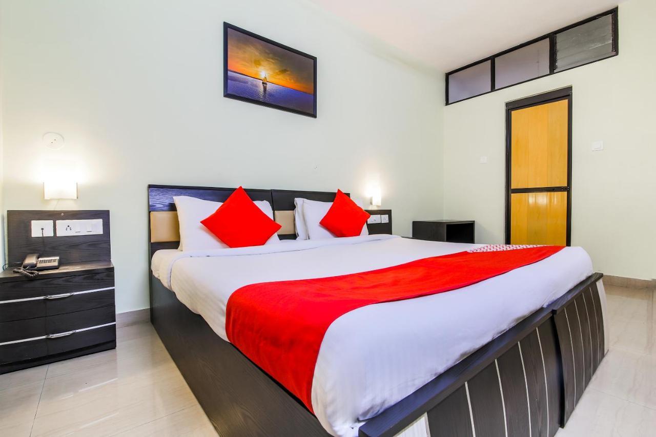 مادغاون Oyo 24761 All Seasons Guest House المظهر الخارجي الصورة
