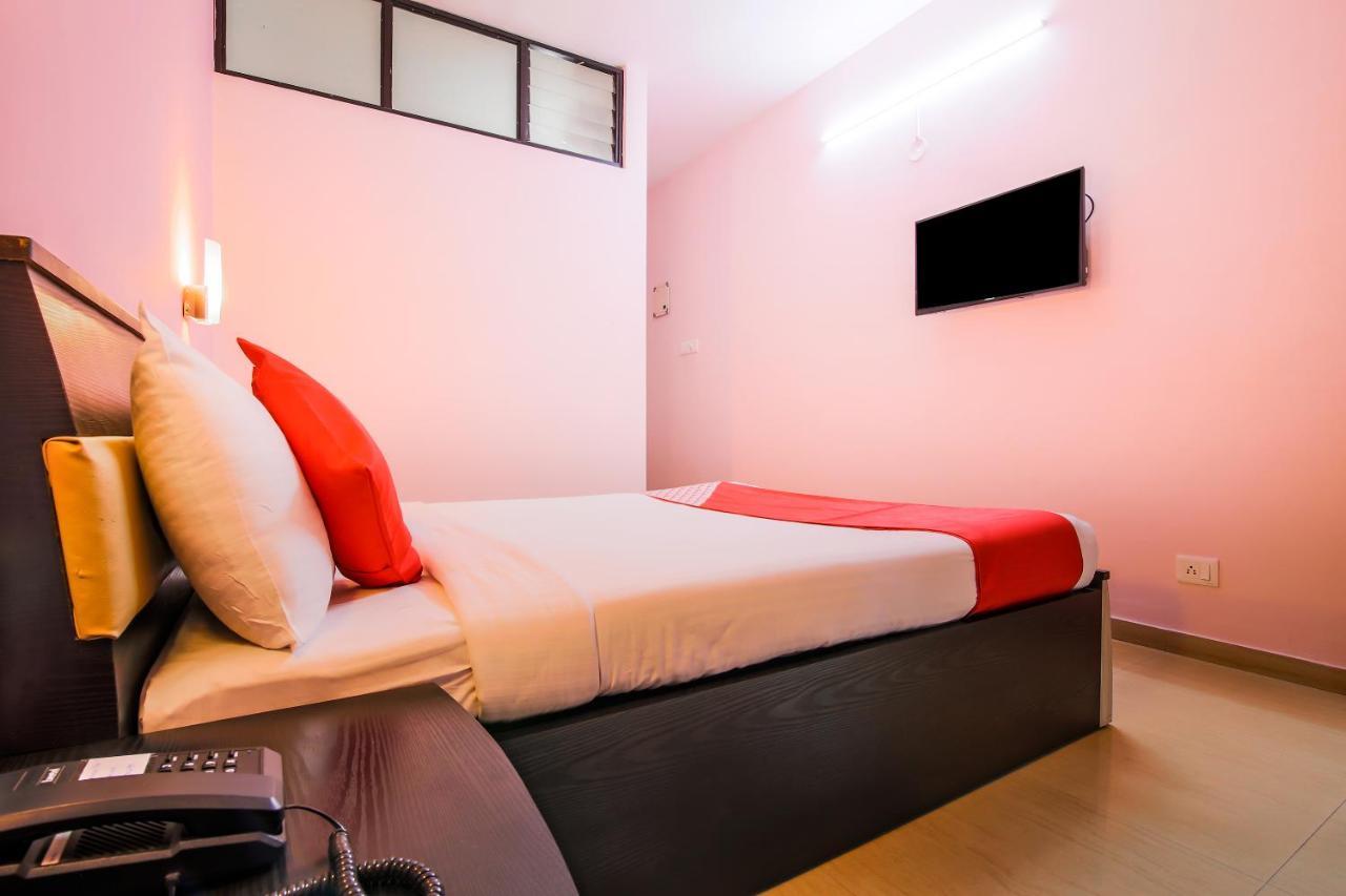 مادغاون Oyo 24761 All Seasons Guest House المظهر الخارجي الصورة